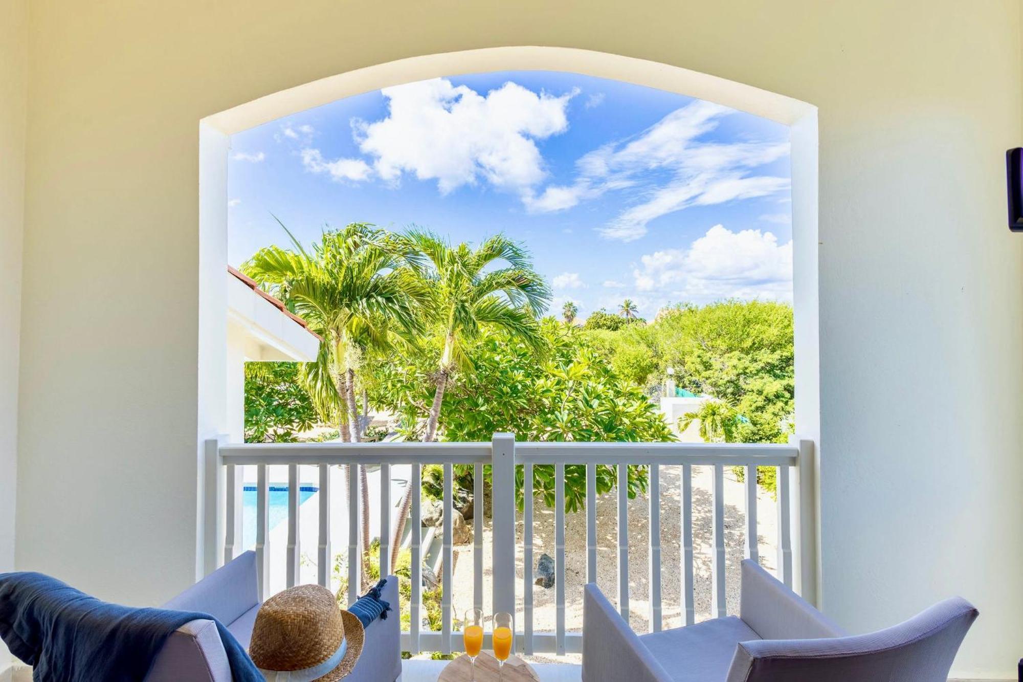 Coral Estate Rentals Willibrordus Bagian luar foto
